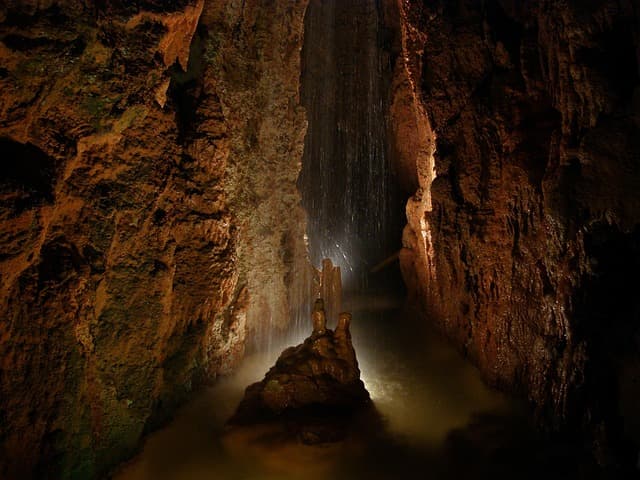 cave